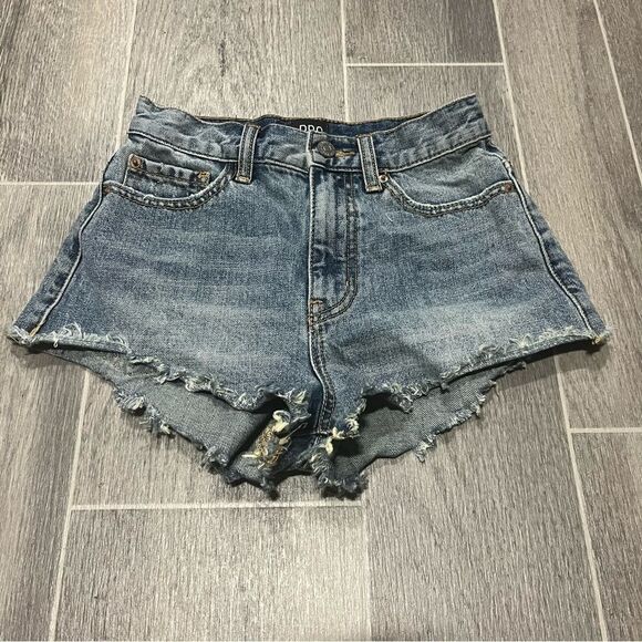 Women's Urban Outfitters BDG High Rise Cheeky Jean Shorts - Picture 2 of 11